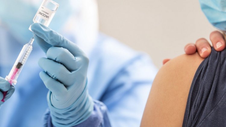 CNCAV: 25.323 de persoane imunizate anti-COVID în ultimele 24 de ore. Peste 14.700 au făcut prima doză