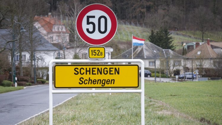 Ce inseamna Schengen . Foarte bine pentru Romania , nu foarte bine pentru Calafat !