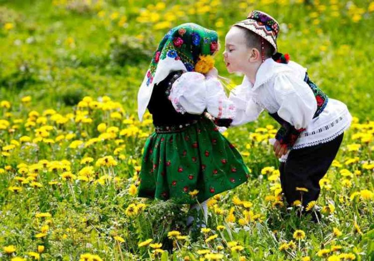 Azi e Dragobete, sărbătoarea dragostei la români. Ce e interzis să faci pe 24 februarie: cum vor suferi cei care nesocotesc această zi