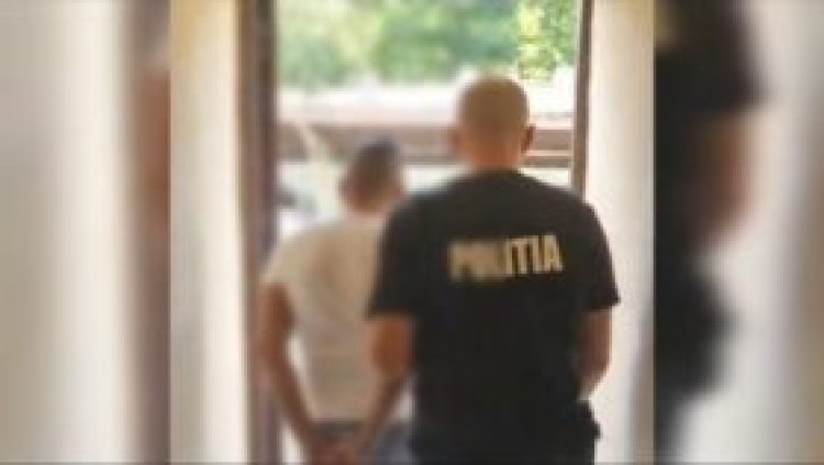 Un calafetean care a amenințat cu moartea un polițist din Calafat a fost reținut