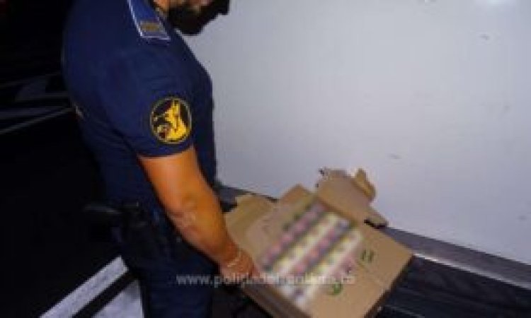 Peste 13.000 de ţigarete nedeclarate, descoperite de poliţiştii de frontieră de la Calafat