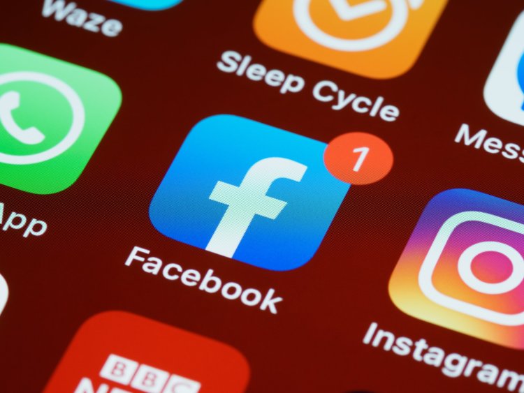 Facebook și Instagram au picat. Utilizatorii nu se mai puteau conecta