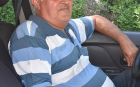 Nea Costică, cel mai cinstit taximetrist, şi-a primit recompensa după ce a returnat unui client geanta cu 40.000 de euro