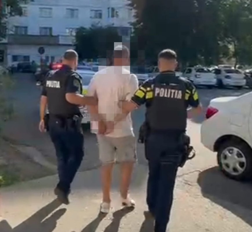 Un tată din Craiova a fost arestat pentru că și-a bătut fiul de 11 ani 