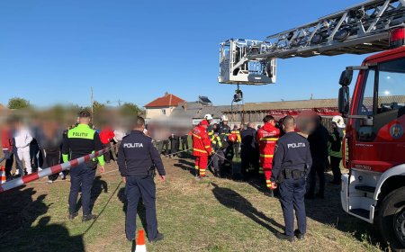 Crima de la Unirea. Bărbatul și-a ucis soția cu toporul, apoi s-a spânzurat