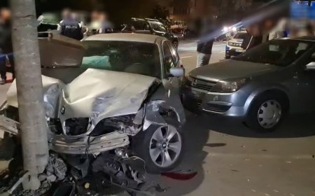 Grav accident de circulație, aseară, în Craiova! Băieții făceau liniuțe!