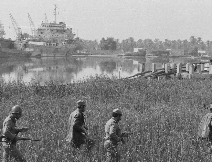 Iranul a atacat trei nave românești, în anii ’80. Comuniștii au ținut incidentele la secret de dragul petrolului